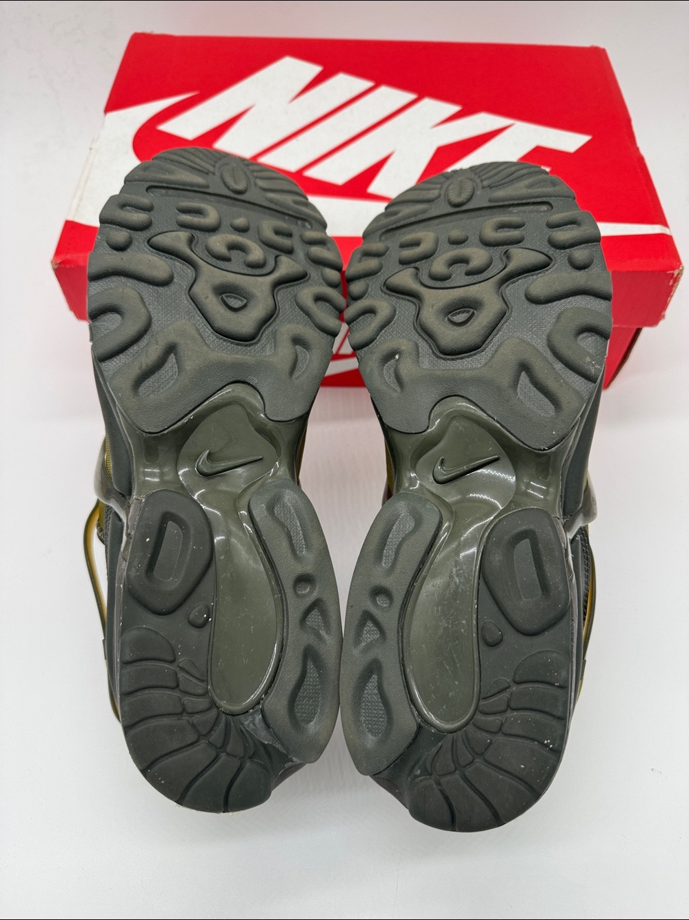 Nike Men's Air Kukini Casual Shoes in Green/Pilgrim - Picture 7 of 8